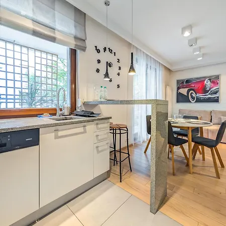 Апартаменты Rymarska Spacious By Bookinghost Вроцлав