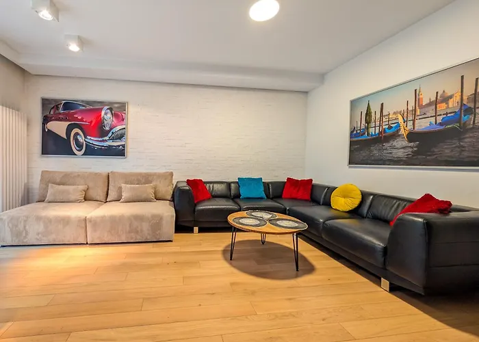 شقة Rymarska Spacious By Bookinghost *